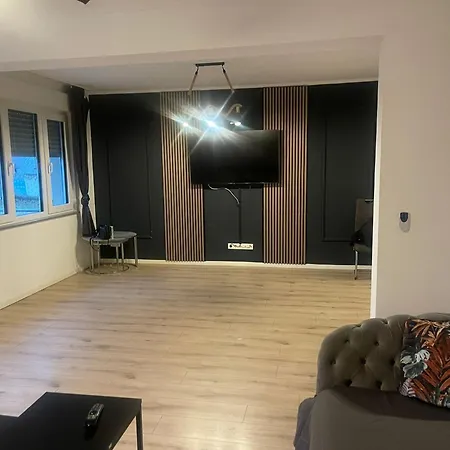Big Apartment In Bochum Exterior photo