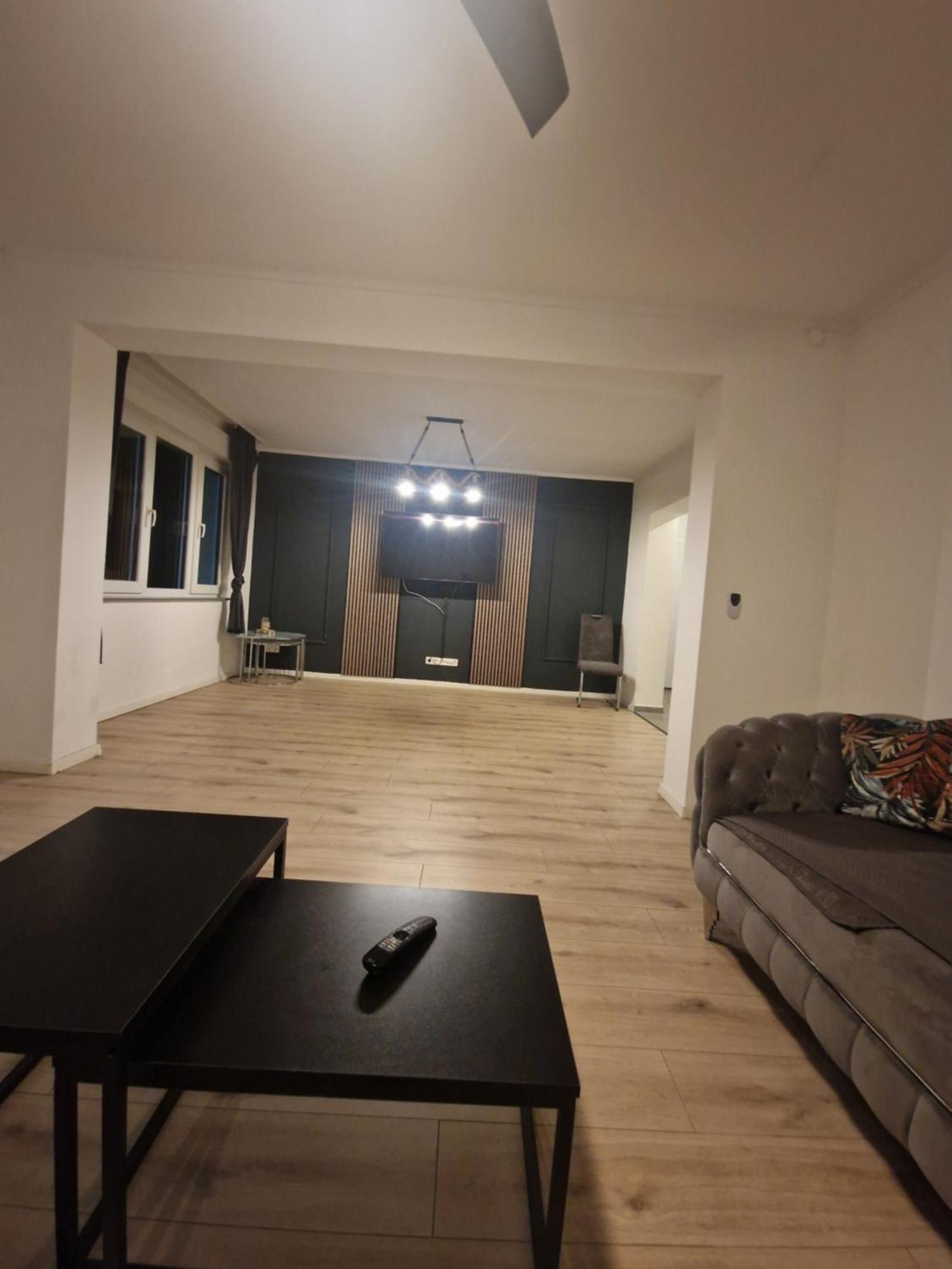 Big In Apartment *